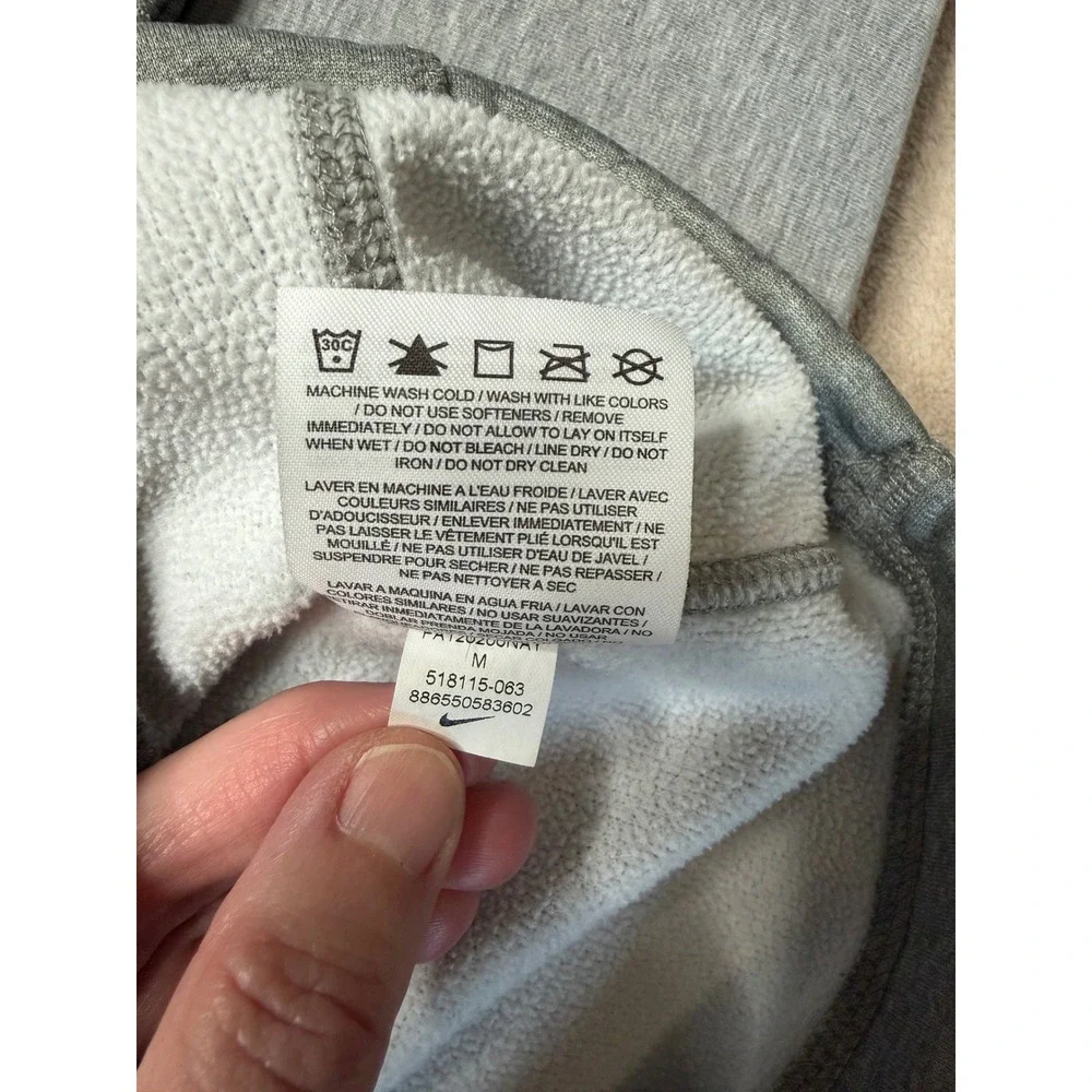 Nike Therma-FIT Hoodie Mens Medium Gray Pullover Fleece Sweatshirt 518115-063
